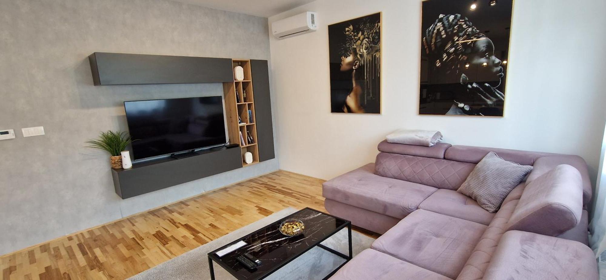 Apartman Plum - Self Check In, Free Parking Osijek Exteriör bild